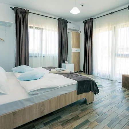 Casa In Culori بيت ضيافة